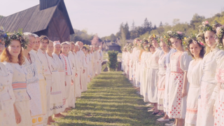 The First Eerie Trailer for Ari Aster's <i>Midsommar</i> Turns a Cult Into Paradise<em></em>